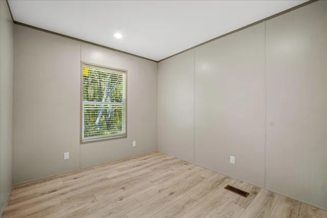 $284,000 | 319 Hickory Nut Way, Cross, SC 29436