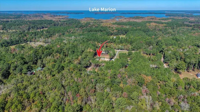 $284,000 | 319 Hickory Nut Way, Cross, SC 29436