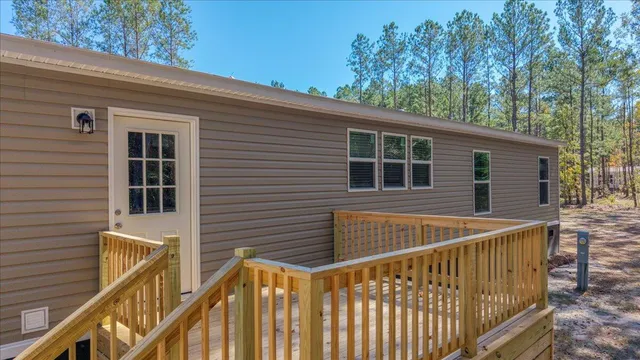 $284,000 | 319 Hickory Nut Way, Cross, SC 29436