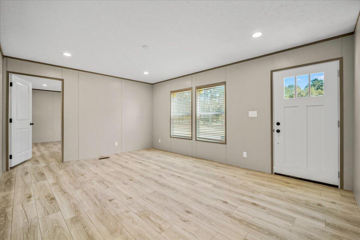 319 Hickory Nut Way Cross, SC 29436 - Photo 8 of 34 07-319 Hickory Nut Way-5