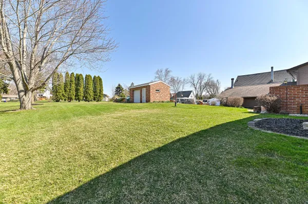 $650,000 | 25922 West Loomis Road, Norway, WI 53185