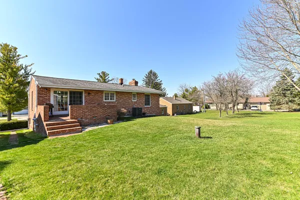 $650,000 | 25922 West Loomis Road, Norway, WI 53185