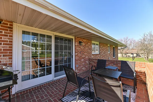 $650,000 | 25922 West Loomis Road, Norway, WI 53185