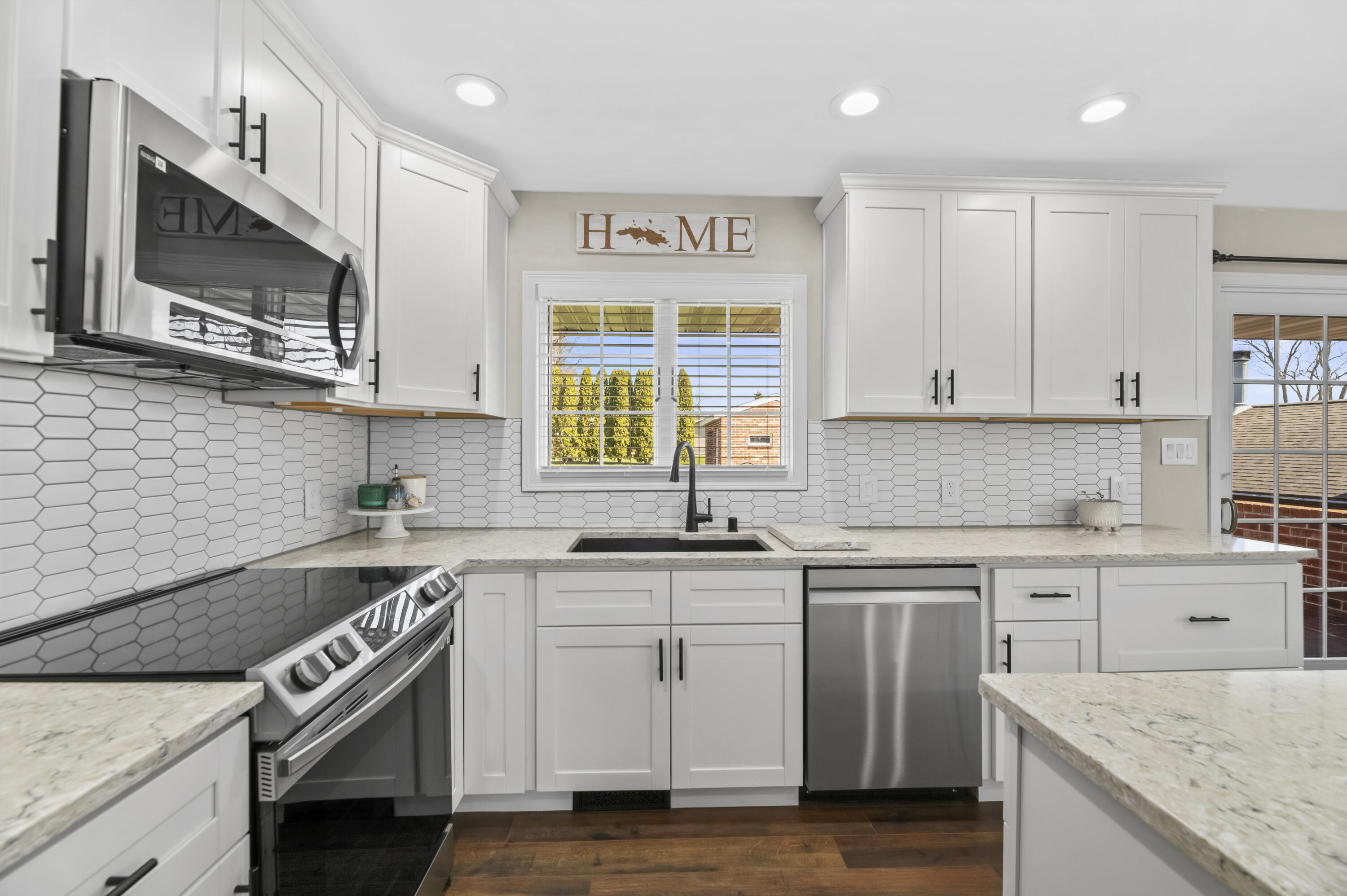 25922 West Loomis Road Norway, WI 53185 - Photo 5 of 64 DSC-9474