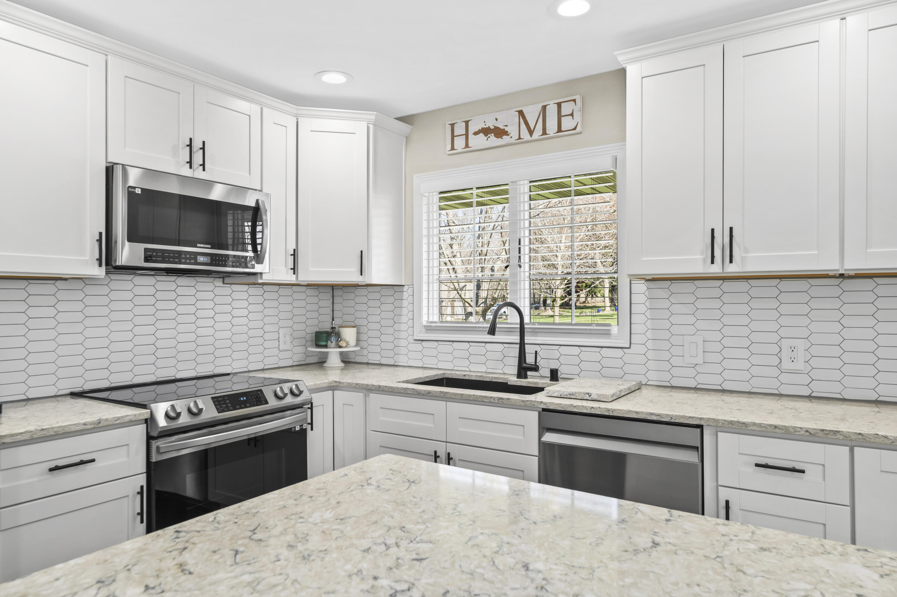 25922 West Loomis Road Norway, WI 53185 - Photo 6 of 64 DSC-9492