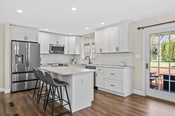 $650,000 | 25922 West Loomis Road, Norway, WI 53185