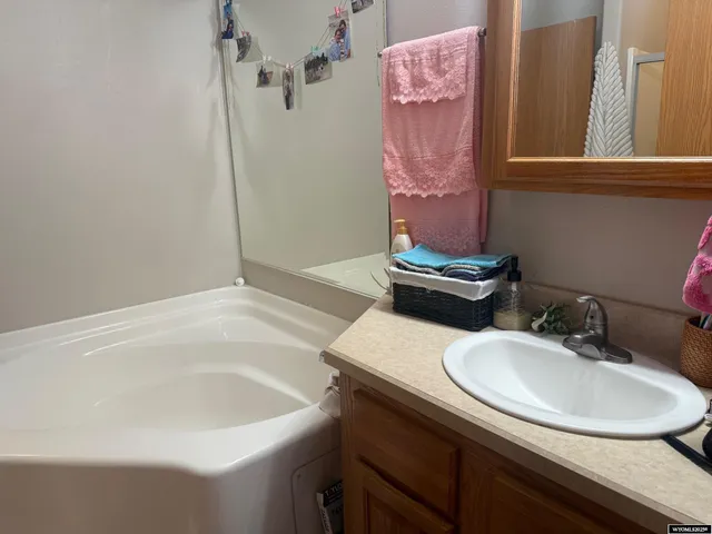 $258,000 | 821 Ash Street, Rawlins, WY 82301