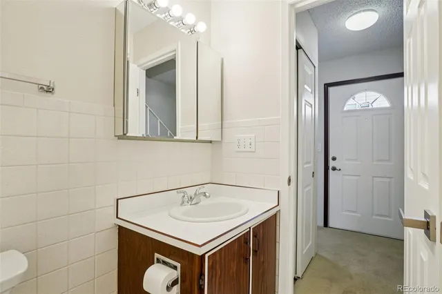 $300,000 | 1033 West 112th Avenue, Unit C, Denver, CO 80234