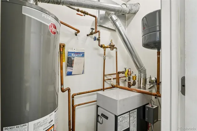 $300,000 | 1033 West 112th Avenue, Unit C, Denver, CO 80234