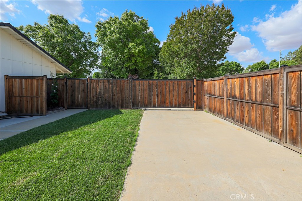 2834 Whitegate Drive Merced, CA 95340 - Photo 17 of 69