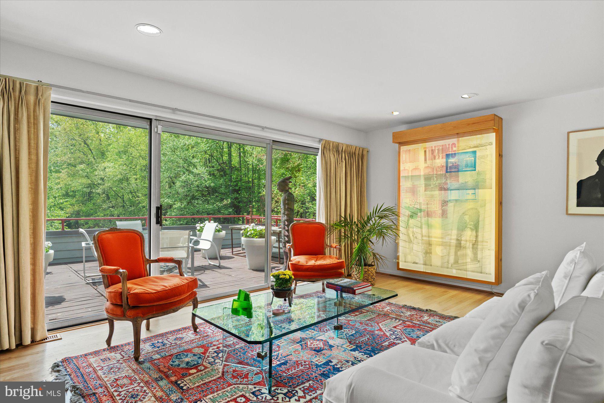 2002 Cutwater Court Reston, VA 20191 - Photo 16 of 91 Gallery Image 16