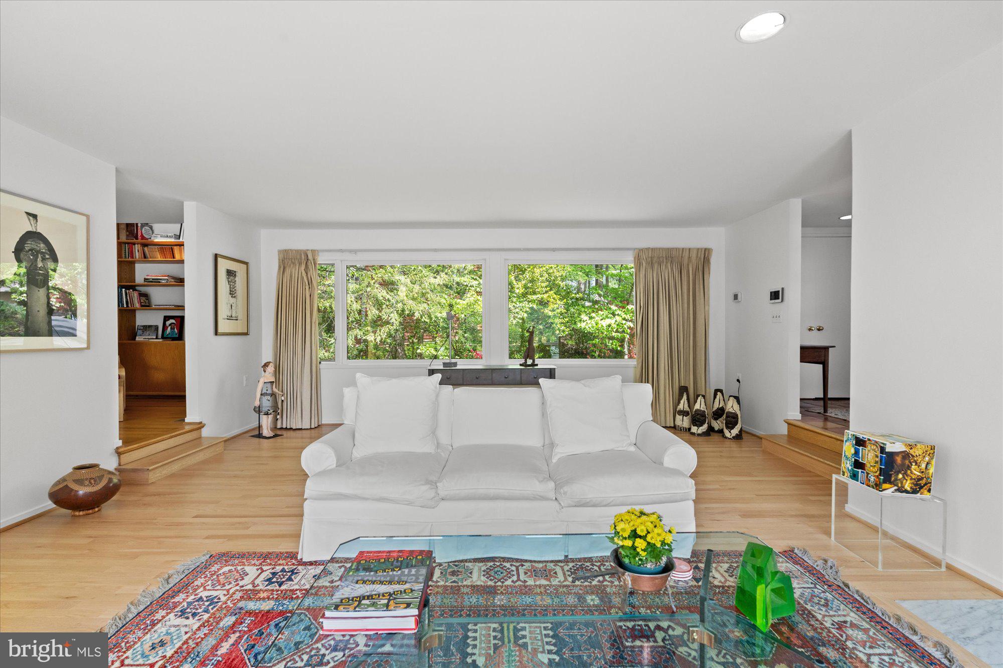 2002 Cutwater Court Reston, VA 20191 - Photo 19 of 91 Panoramic window of lush backyard