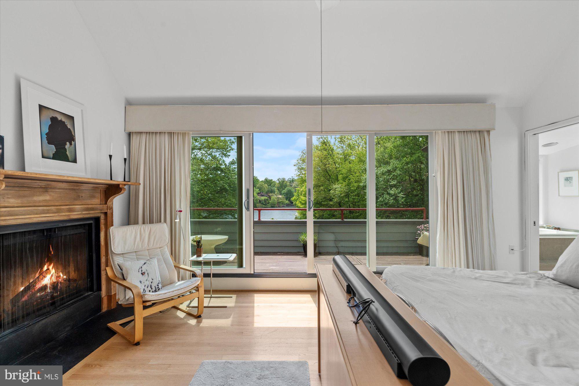 2002 Cutwater Court Reston, VA 20191 - Photo 45 of 91 Breathtaking views of the cover from primary BR