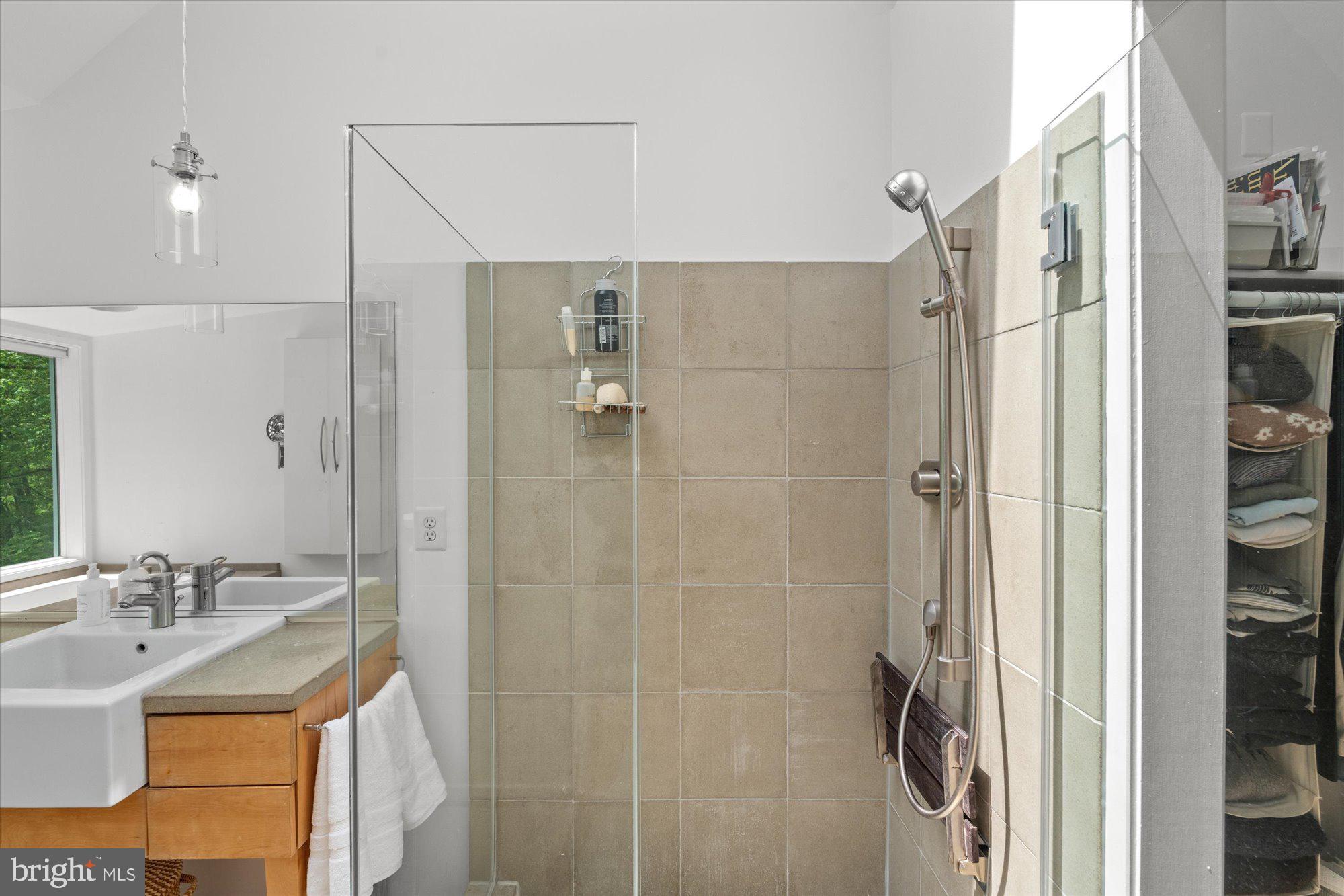 2002 Cutwater Court Reston, VA 20191 - Photo 51 of 91 Glass enclosed shower