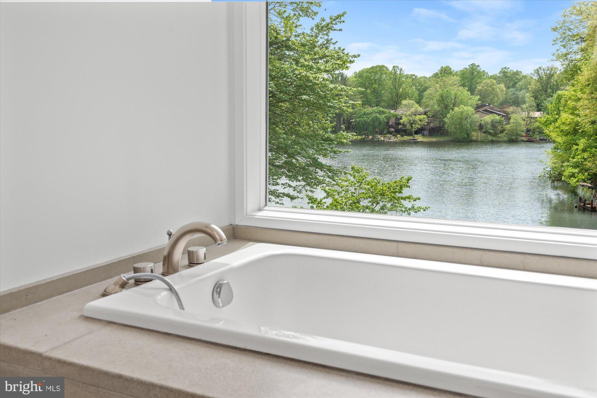 2002 Cutwater Court Reston, VA 20191 - Photo 54 of 91 Soaking tub for relaxing moments