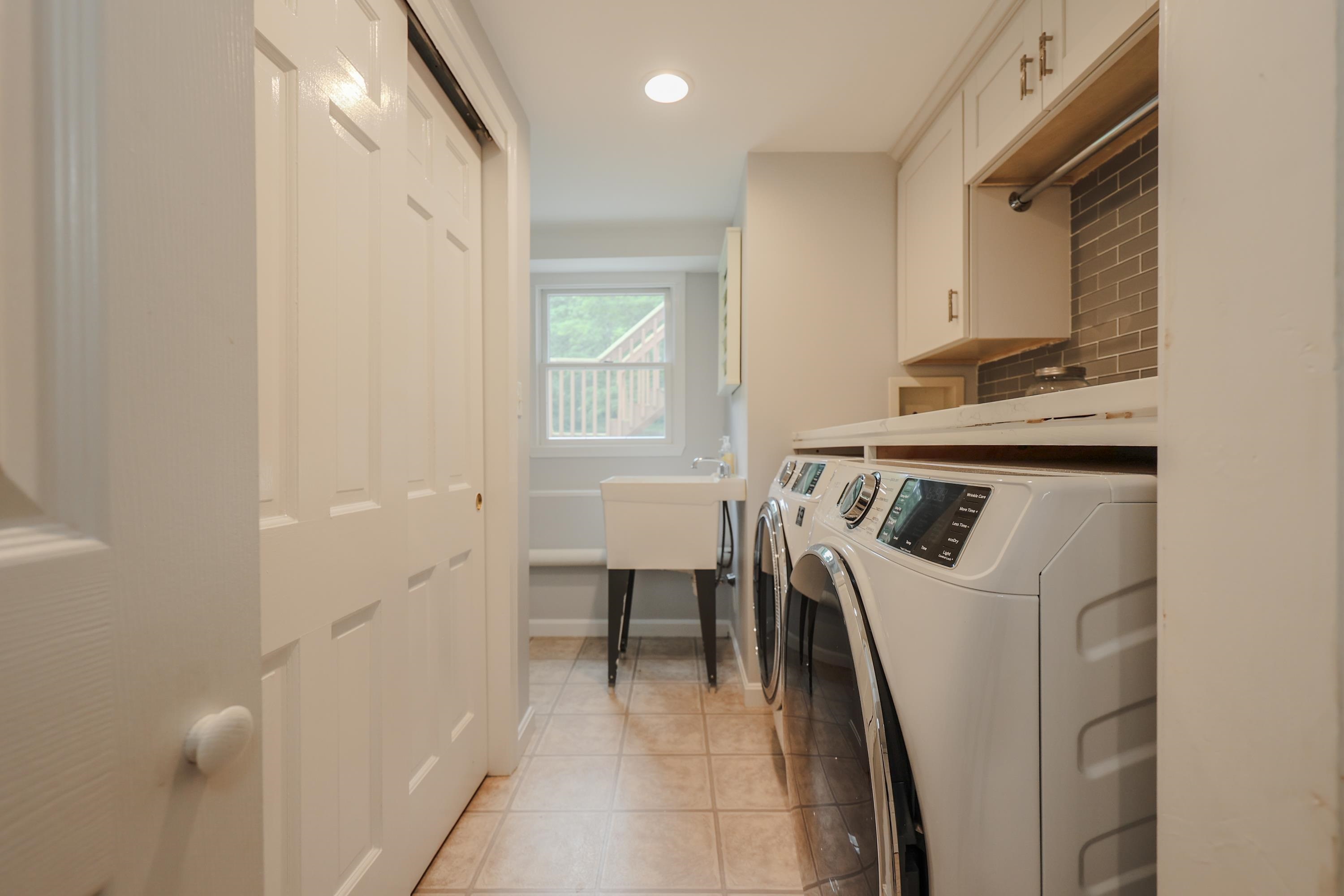 26 Old Sandown Road Chester, NH 03036 - Photo 17 of 40