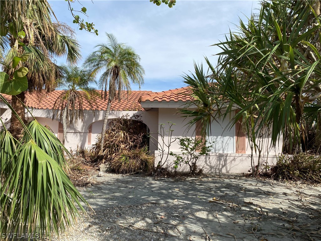 4738 Rue Belle Mer Sanibel, FL 33957 - Photo 2 of 28 Gallery Image 2