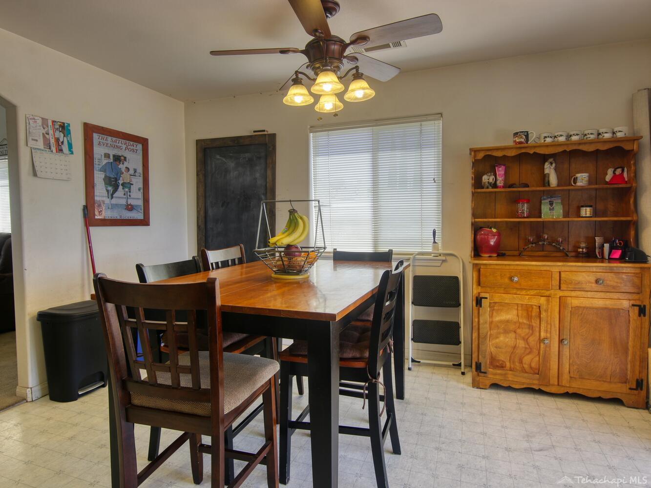 21725 Mid Way Tehachapi, CA 93561 - Photo 16 of 39 Gallery Image 16