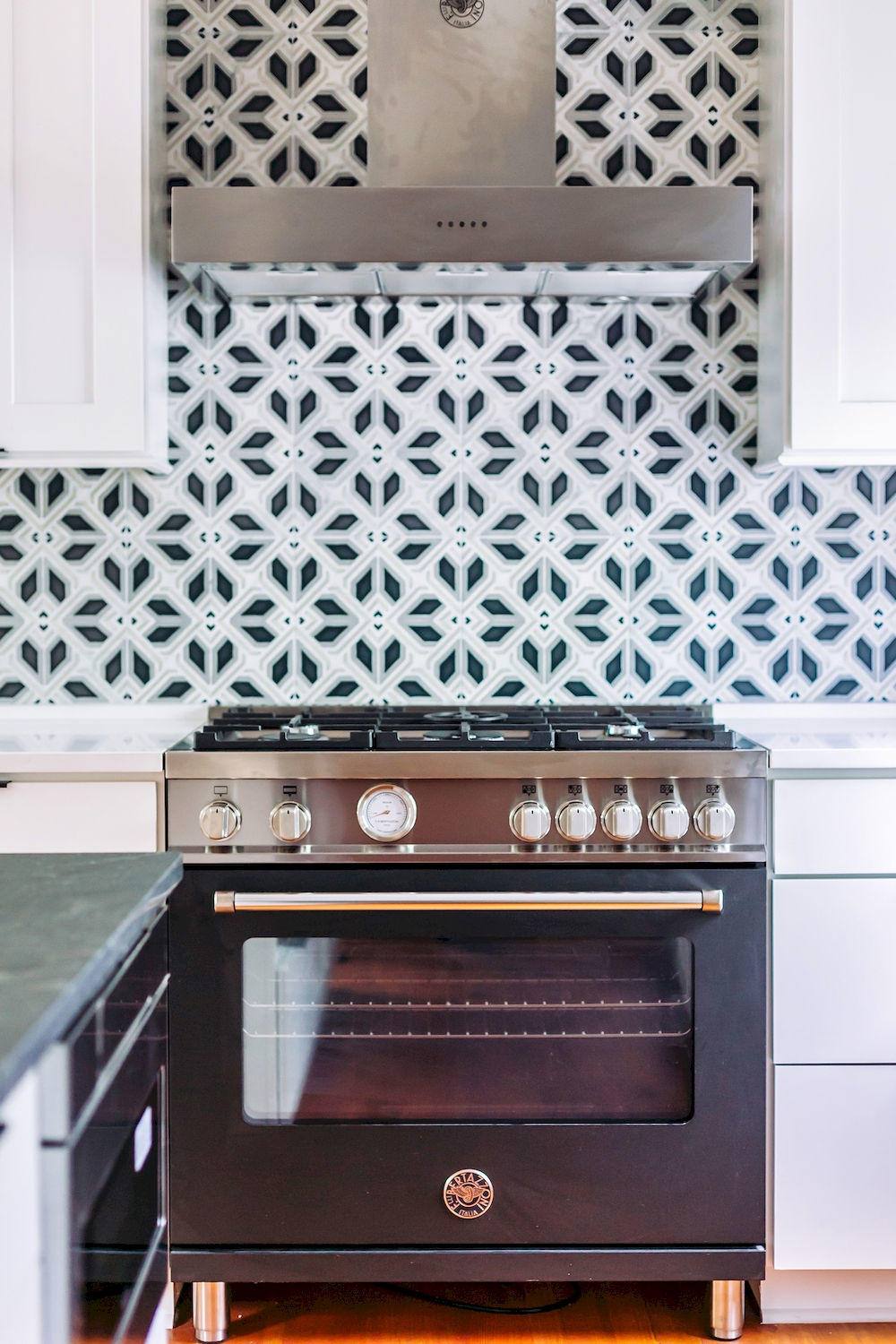 19 Short Street Charleston, SC 29401 - Photo 9 of 40 IMGM9281