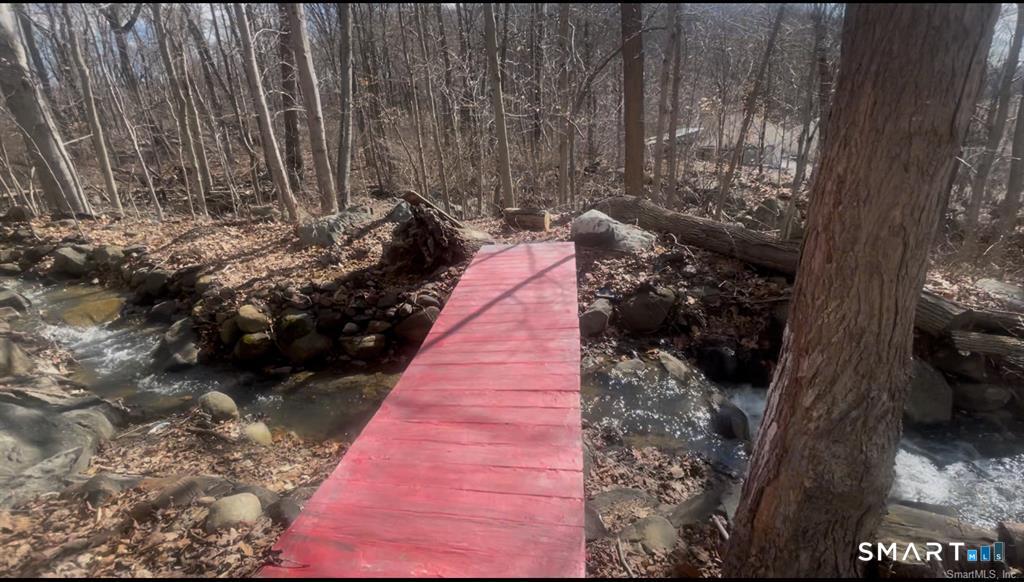 136 Pearl Lake Road Waterbury, CT 06706 - Photo 36 of 37