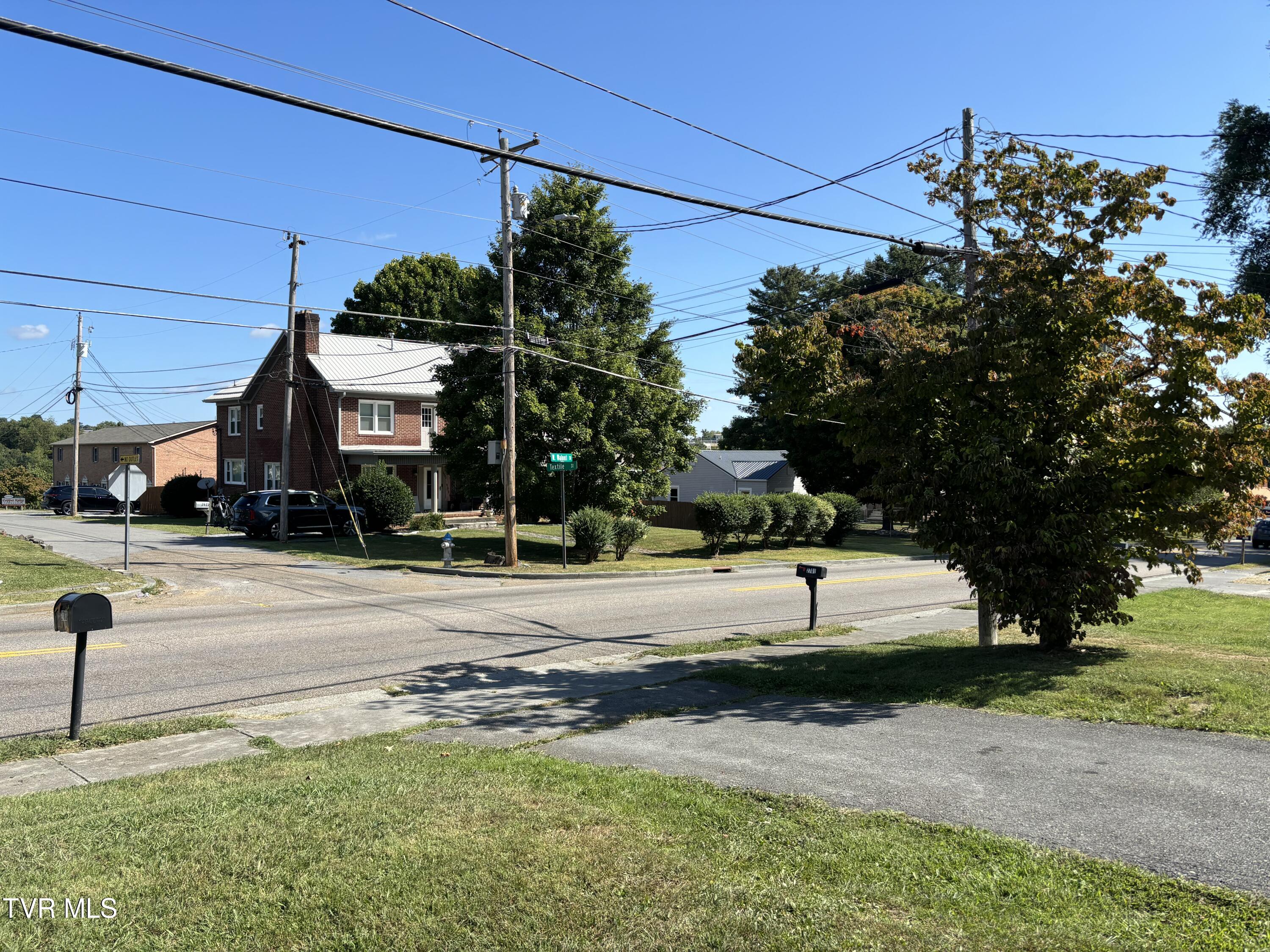 2703 West Walnut Street, Unit 8 Johnson City, TN 37604 - Photo 2 of 24 Outside Front
