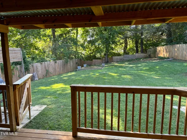 $1,850 | 2703 West Walnut Street, Unit 8, Johnson City, TN 37604