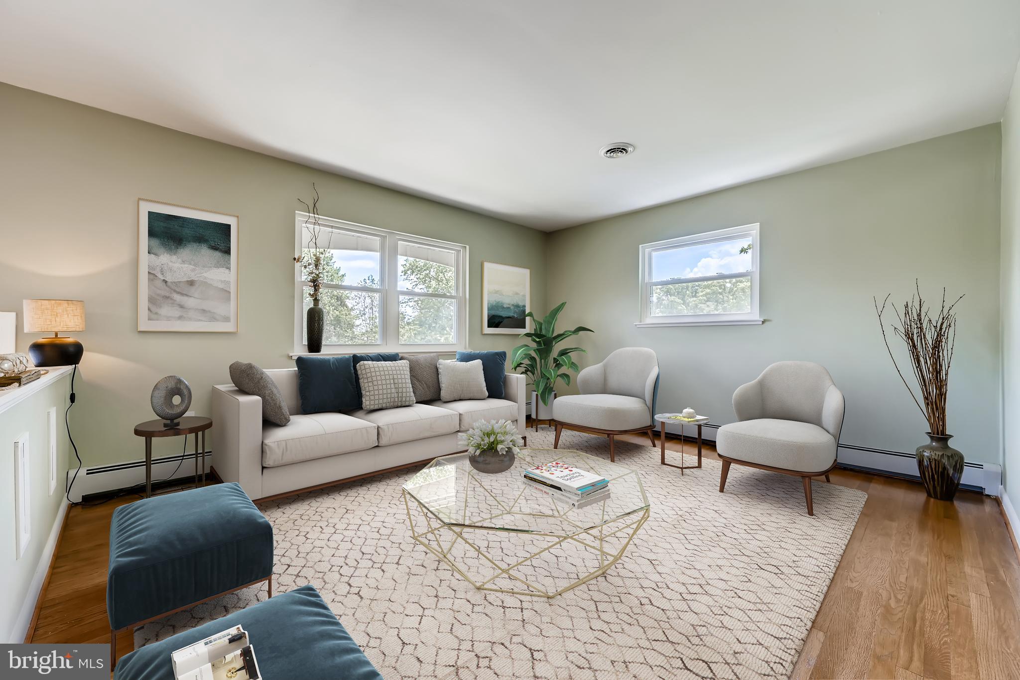 6111 Collinsway Road Baltimore, MD 21228 - Photo 4 of 36