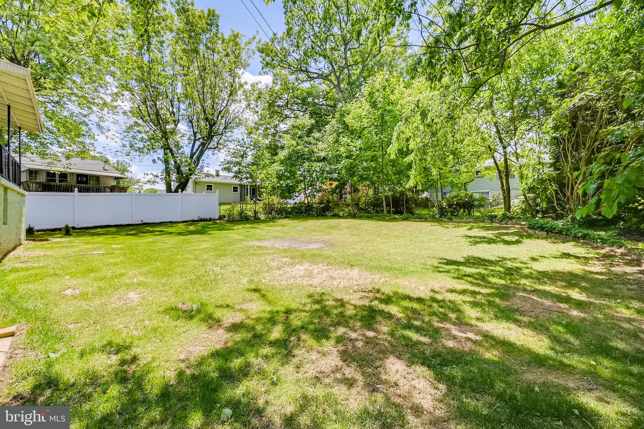 6111 Collinsway Road Baltimore, MD 21228 - Photo 32 of 36