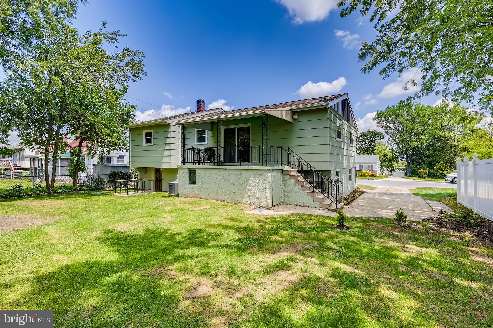 6111 Collinsway Road Baltimore, MD 21228 - Photo 33 of 36
