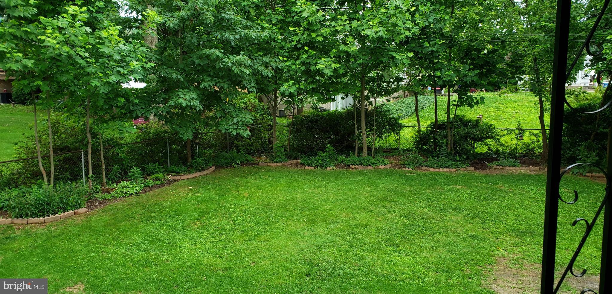 6111 Collinsway Road Baltimore, MD 21228 - Photo 34 of 36
