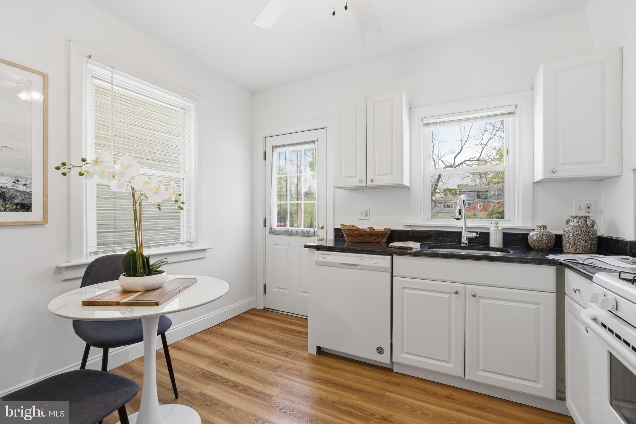 1471 Lawrence Road Havertown, PA 19083 - Photo 15 of 32