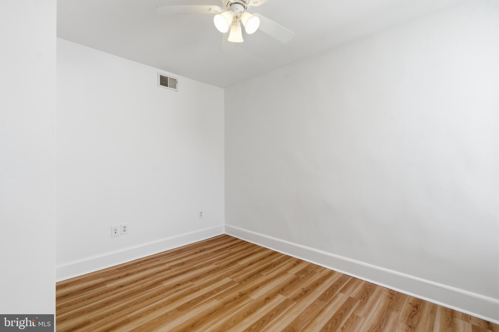 1471 Lawrence Road Havertown, PA 19083 - Photo 22 of 32