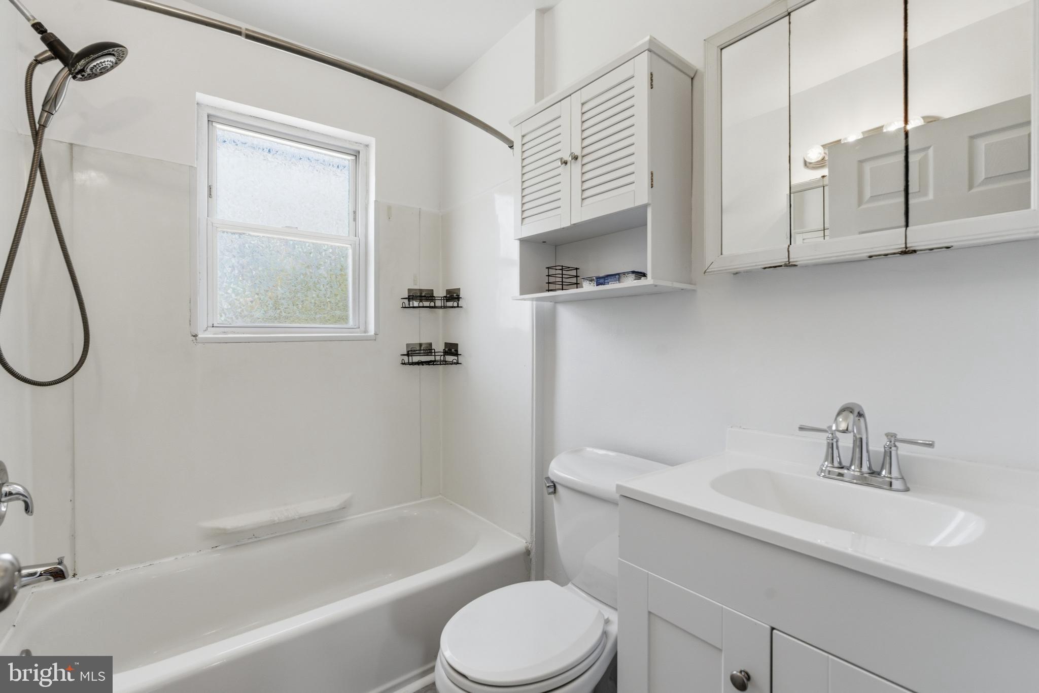 1471 Lawrence Road Havertown, PA 19083 - Photo 26 of 32