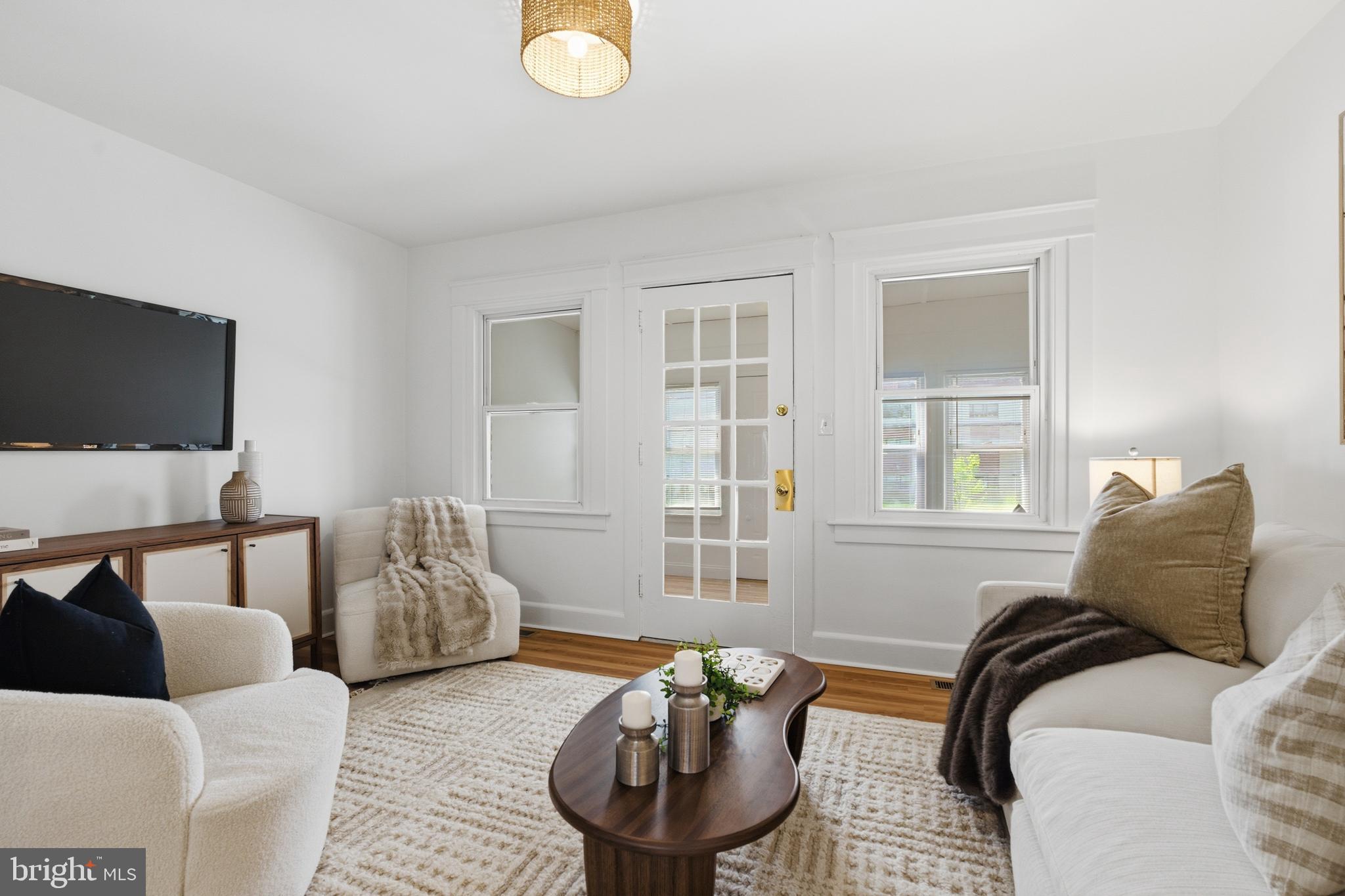 1471 Lawrence Road Havertown, PA 19083 - Photo 7 of 32