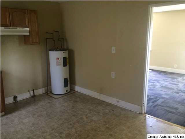 712 40th Place Fairfield, AL 35064 - Photo 8 of 15