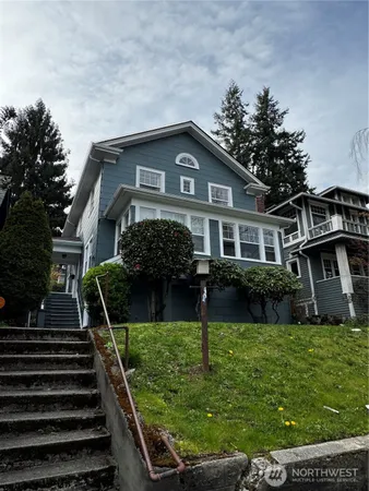 $1,600,000 | 5235 19th Avenue Northeast, Seattle, WA 98105