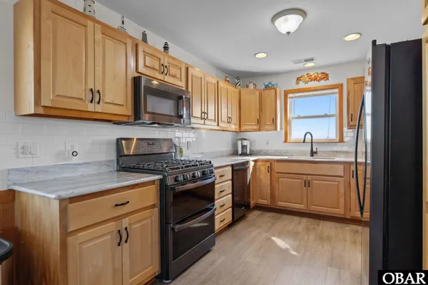 $915,000 | 113 East Aviation Avenue, Kill Devil Hills, NC 27948