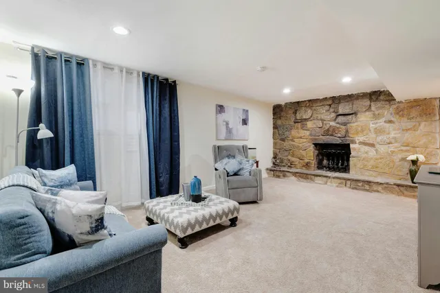 $3,900 | 900 East Tantallon Drive, Fort Washington, MD 20744