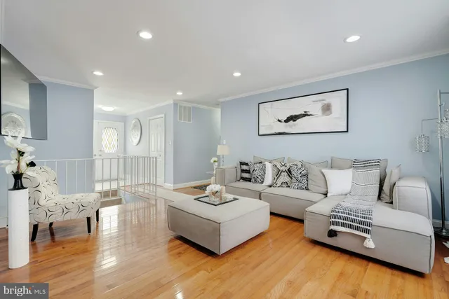 $3,900 | 900 East Tantallon Drive, Fort Washington, MD 20744