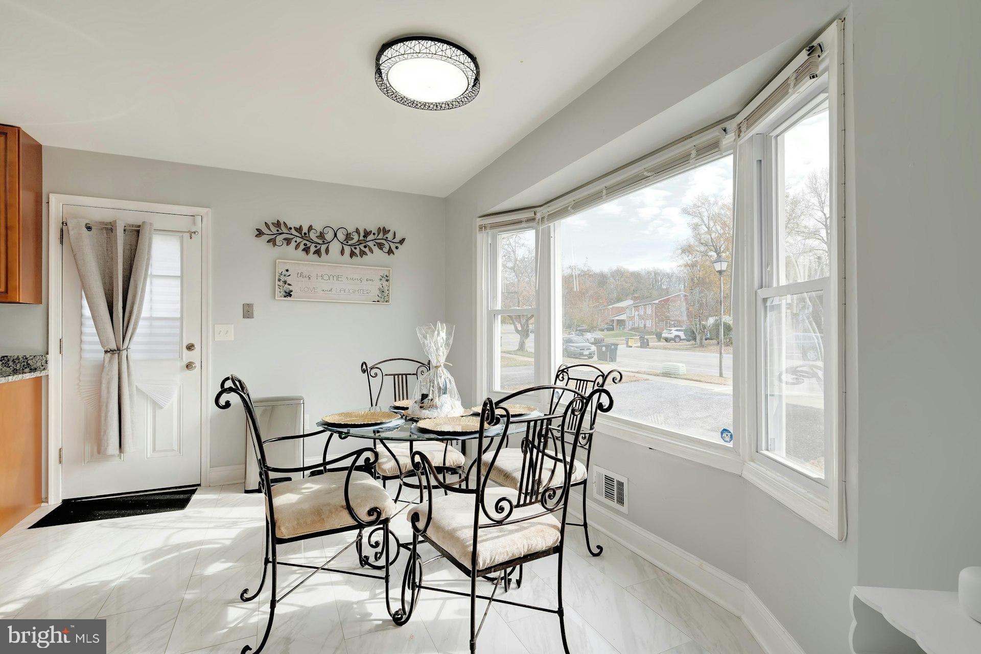 900 East Tantallon Drive Fort Washington, MD 20744 - Photo 26 of 43 Breakfast Room