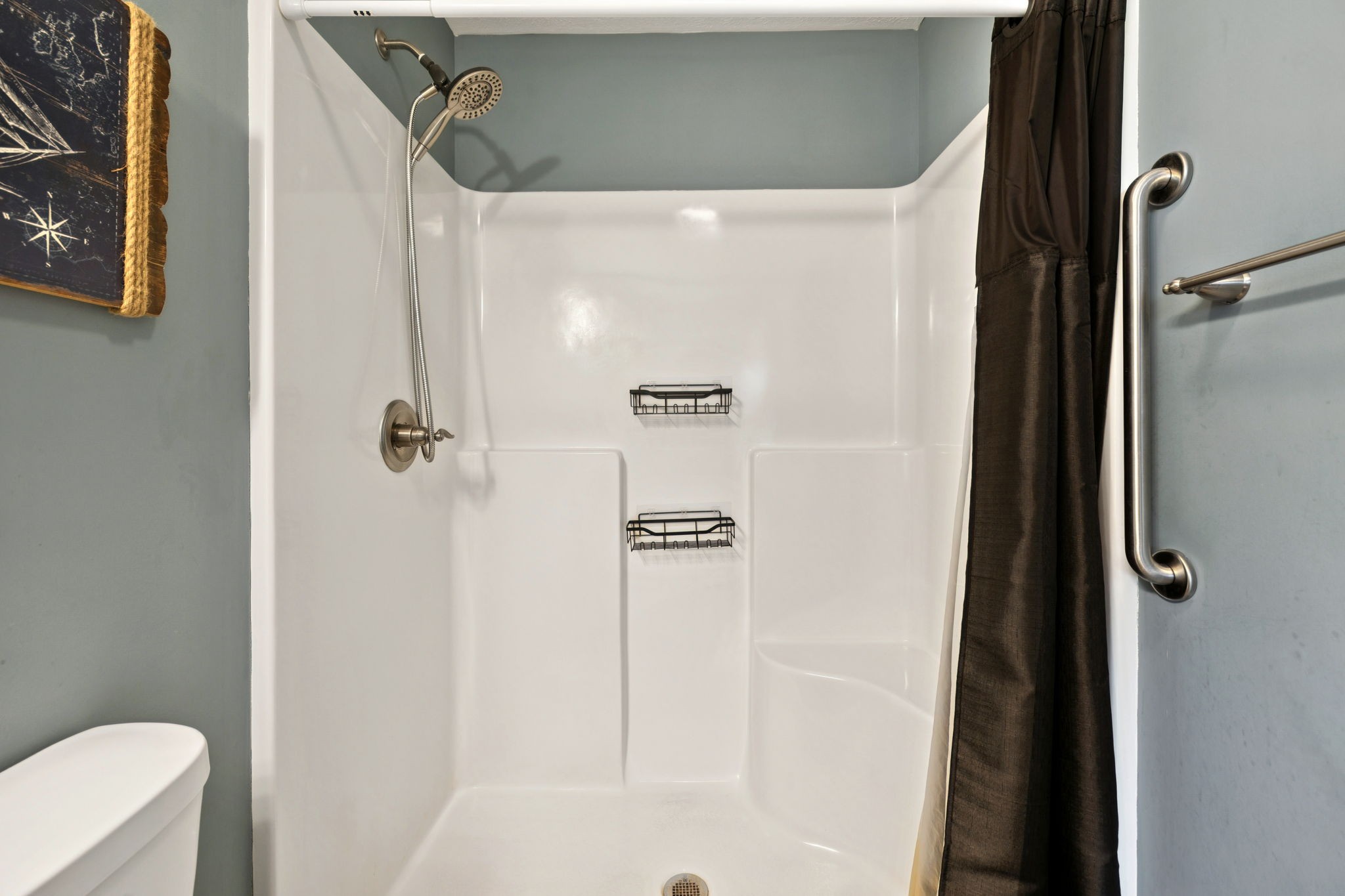 819 White Road Portland, TN 37148 - Photo 12 of 21 a bathroom with a shower