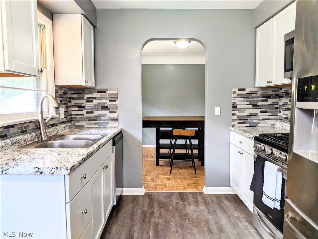 500 Trebisky Road Cleveland, OH 44143 - Photo 9 of 33 Kitchen to Dining view