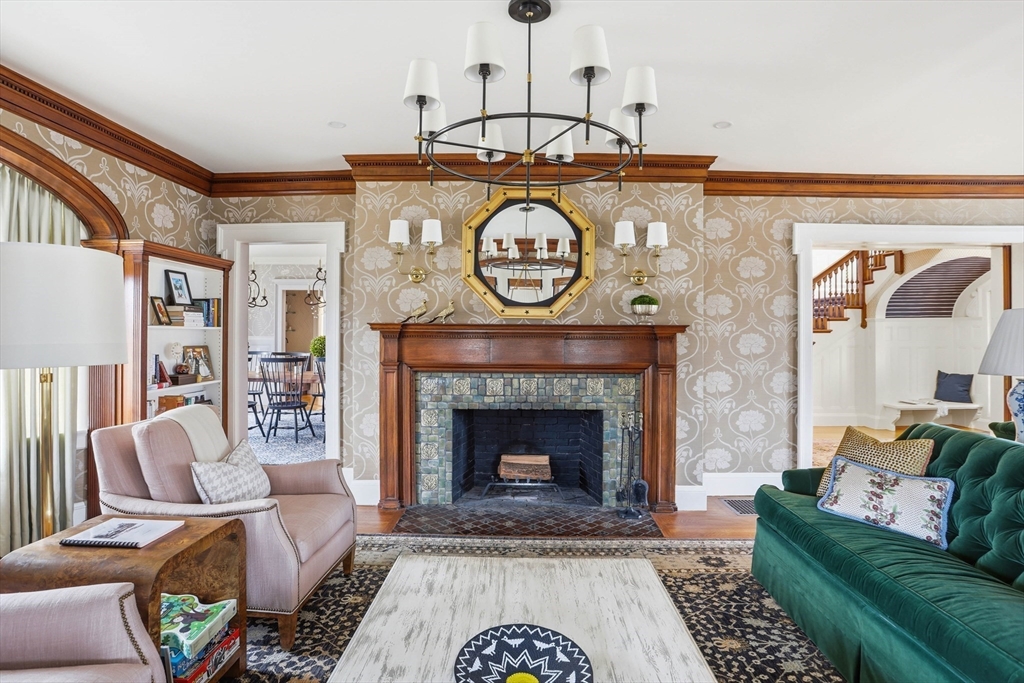 4 Adams Street Lexington, MA 02420 - Photo 3 of 35