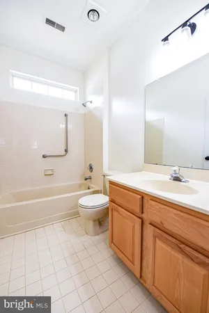 $415,000 | 23 Dutchess Court, Southampton, NJ 08088