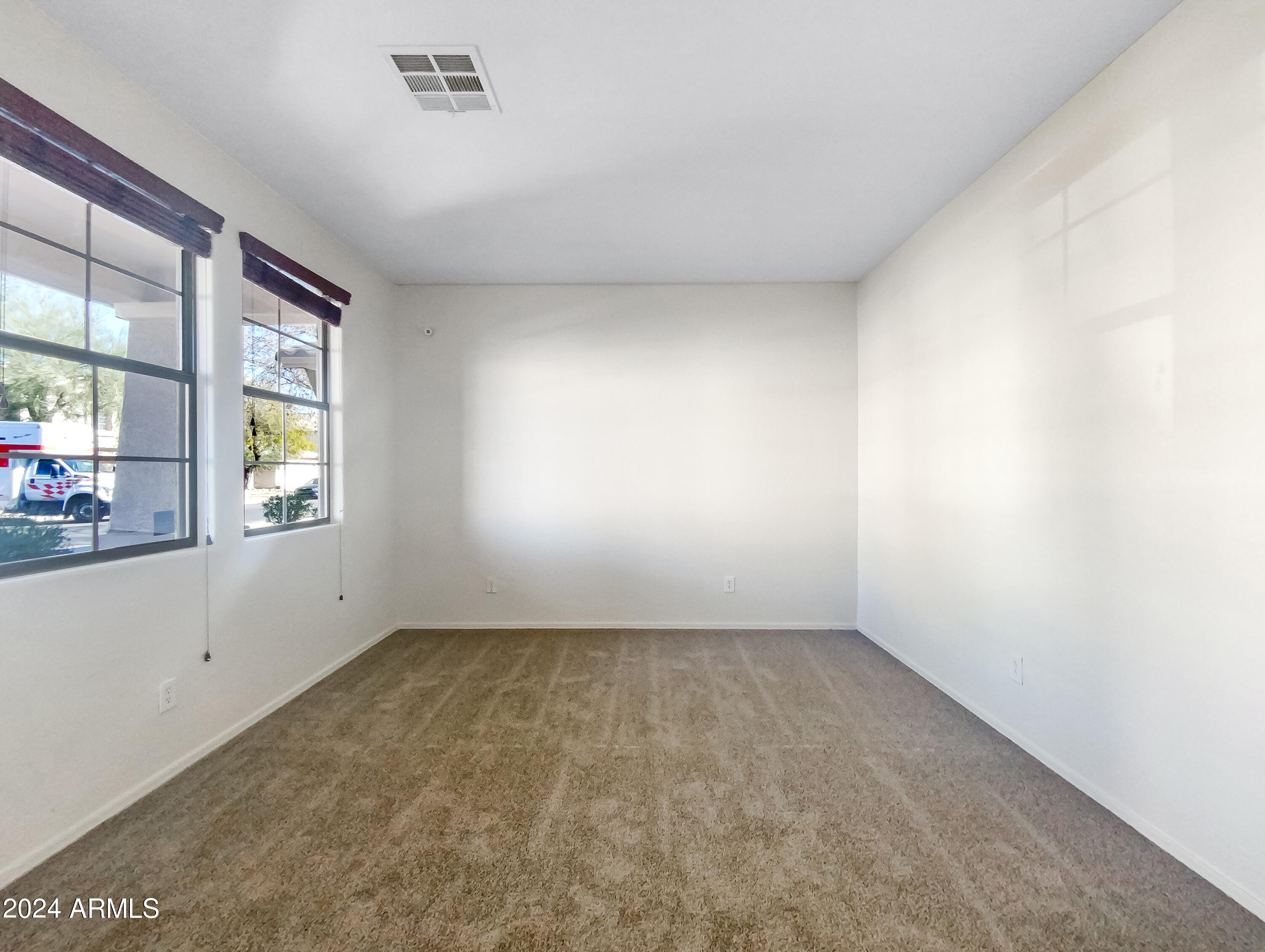 45681 West Tucker Road Maricopa, AZ 85139 - Photo 8 of 25 photo_04