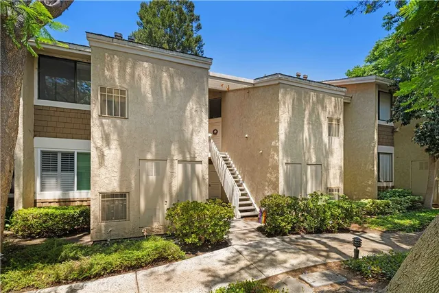 $570,000 | 90 Lakepines, Irvine, CA 92620