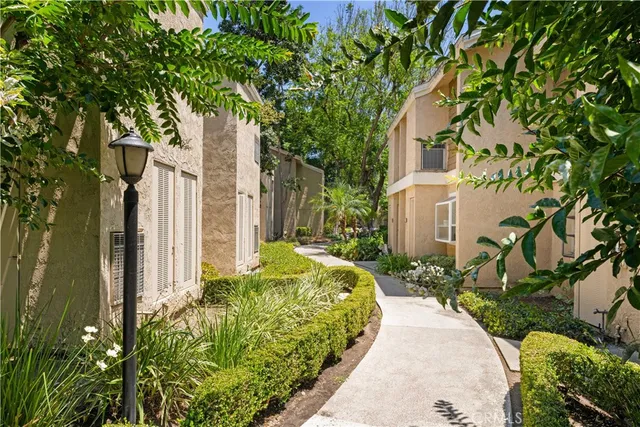 $570,000 | 90 Lakepines, Irvine, CA 92620