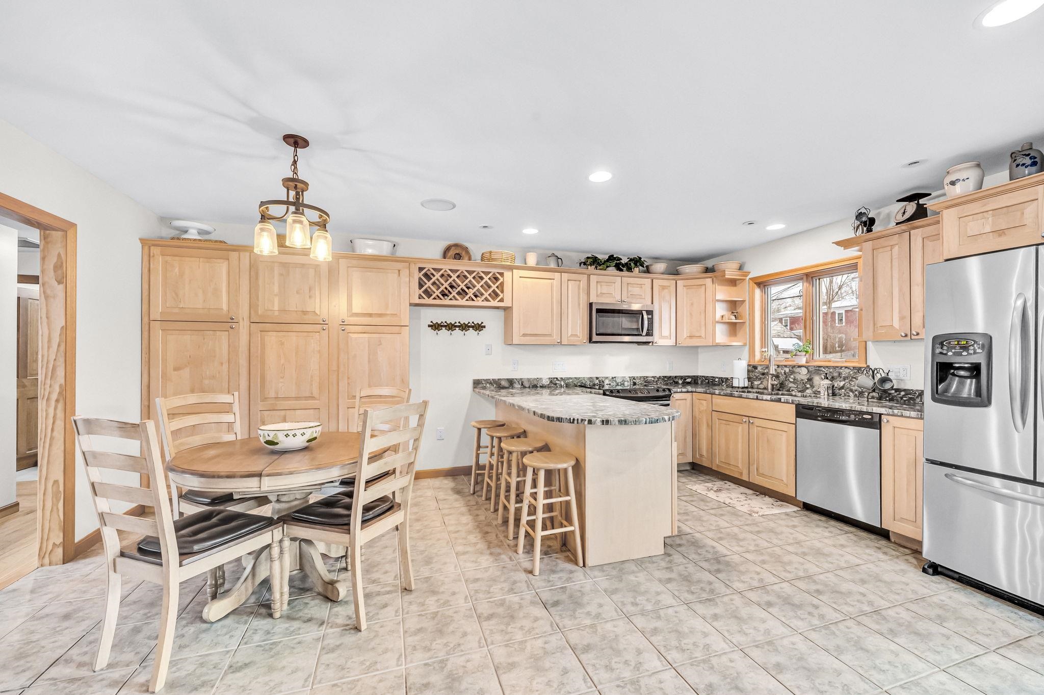 24 Laurel Street Brattleboro, VT 05301 - Photo 1 of 35