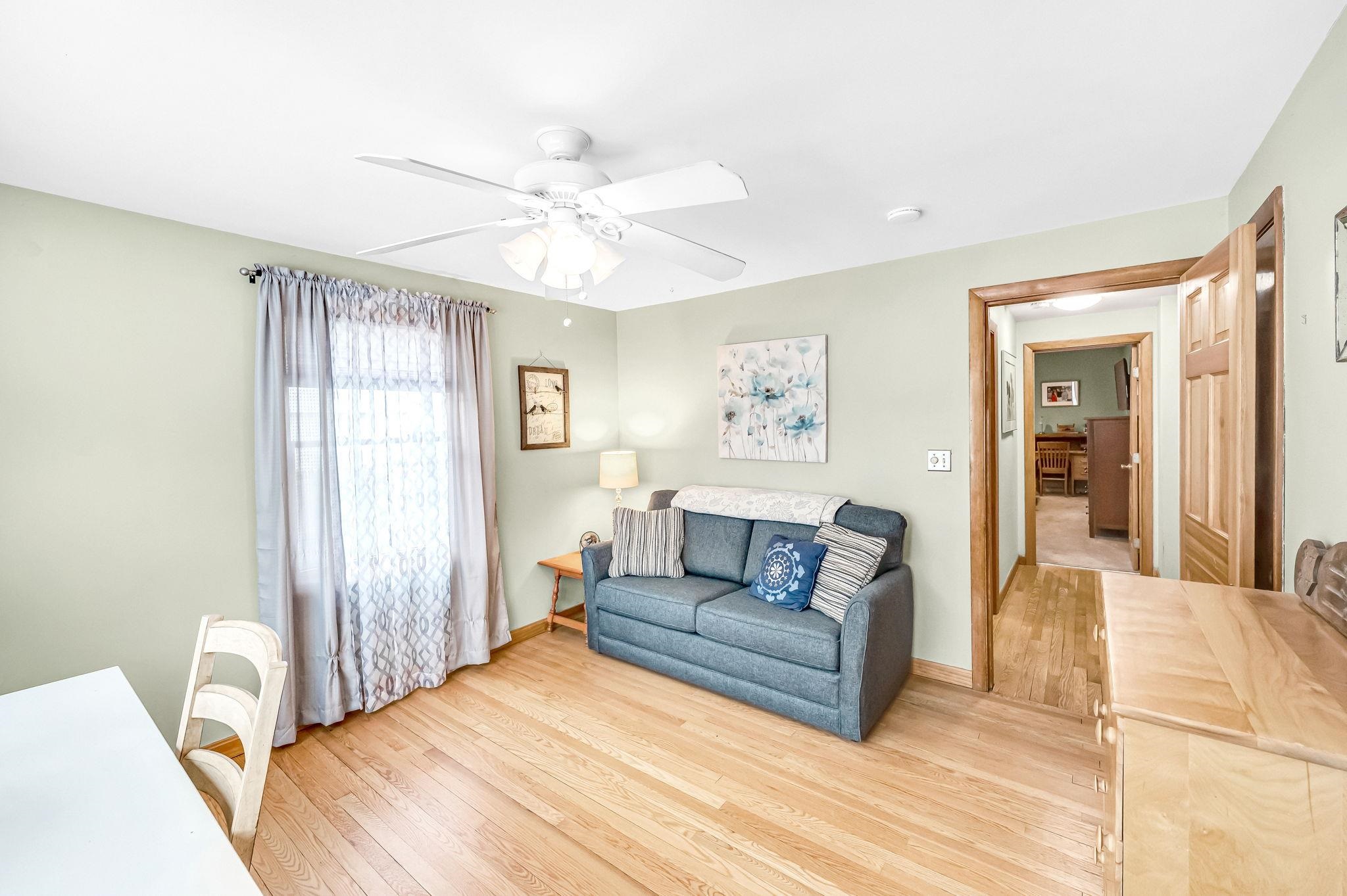 24 Laurel Street Brattleboro, VT 05301 - Photo 13 of 35