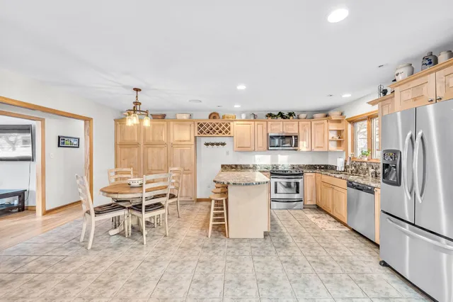 $475,000 | 24 Laurel Street, Brattleboro, VT 05301